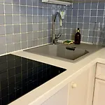 Bel Appartement, 20m De La - Cour Privee شقة لي سابلِ دولونْ