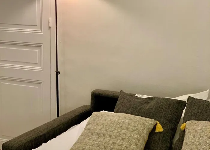 Appartement Bel Appartement, 20m De La - Cour Privée