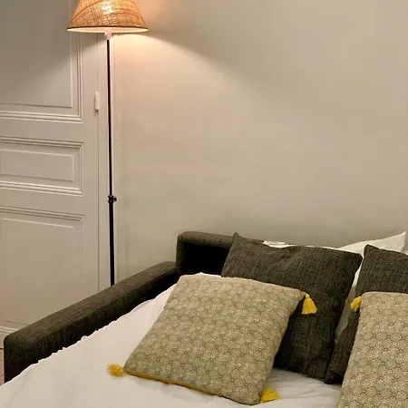 Apartment Bel Appartement, 20m De La - Cour Privee